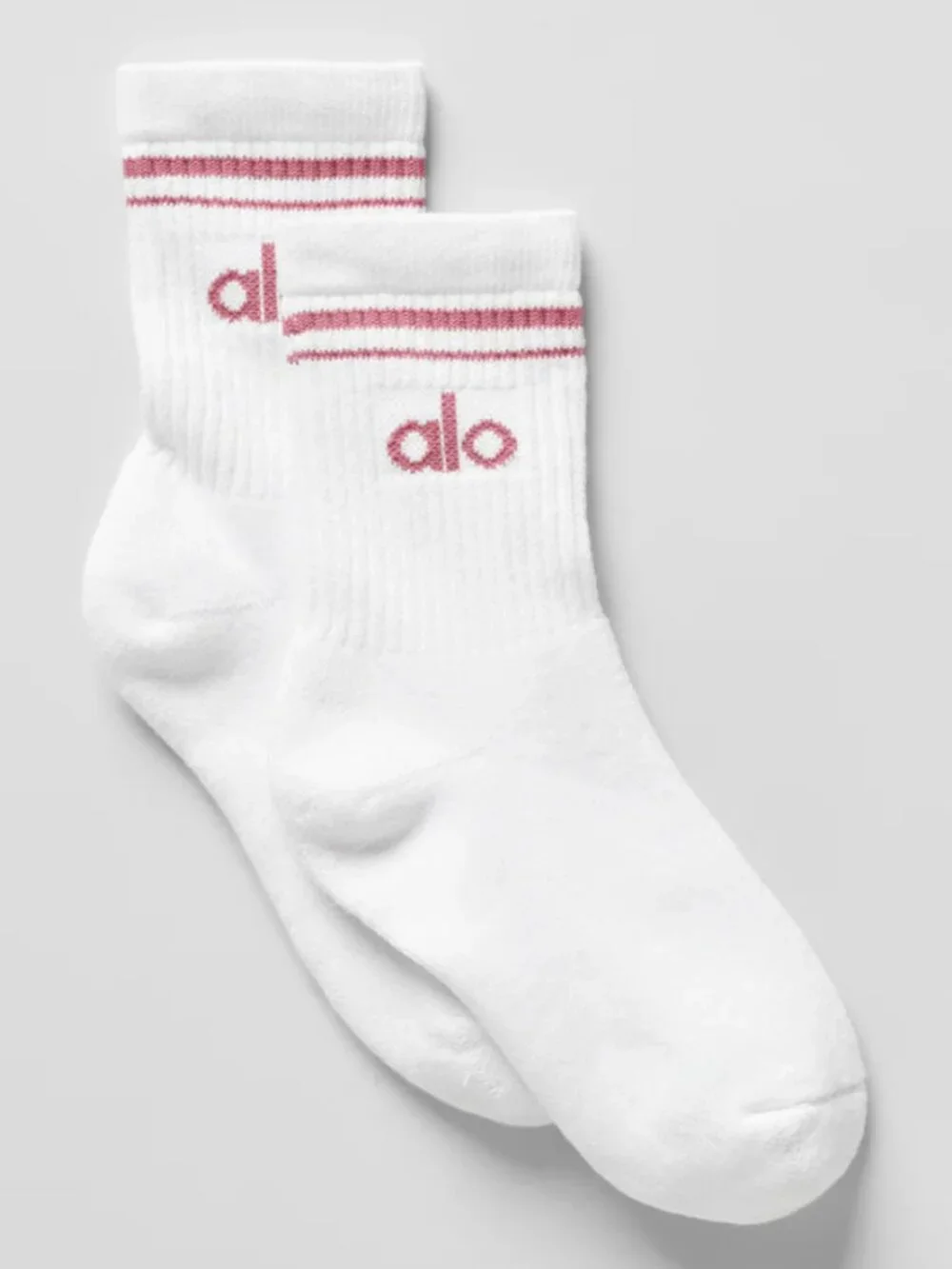 Alo Yoga Unisex Half-Crew Throwback Sock | White/Pink Wild Rose